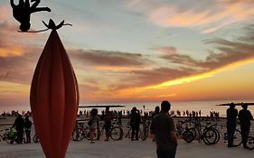 Central Stay Tlv Beachfront
