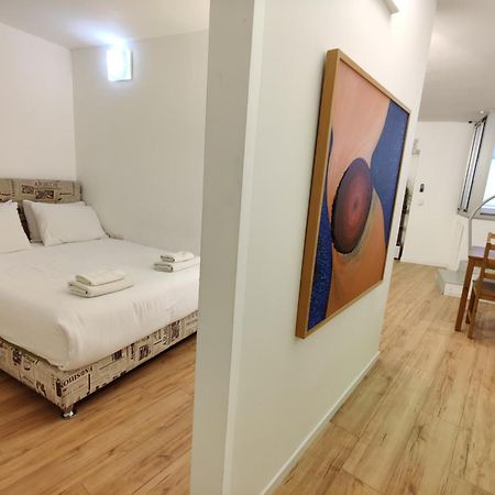 Central Stay Tlv Beachfront Тель-Авив Номер фото
