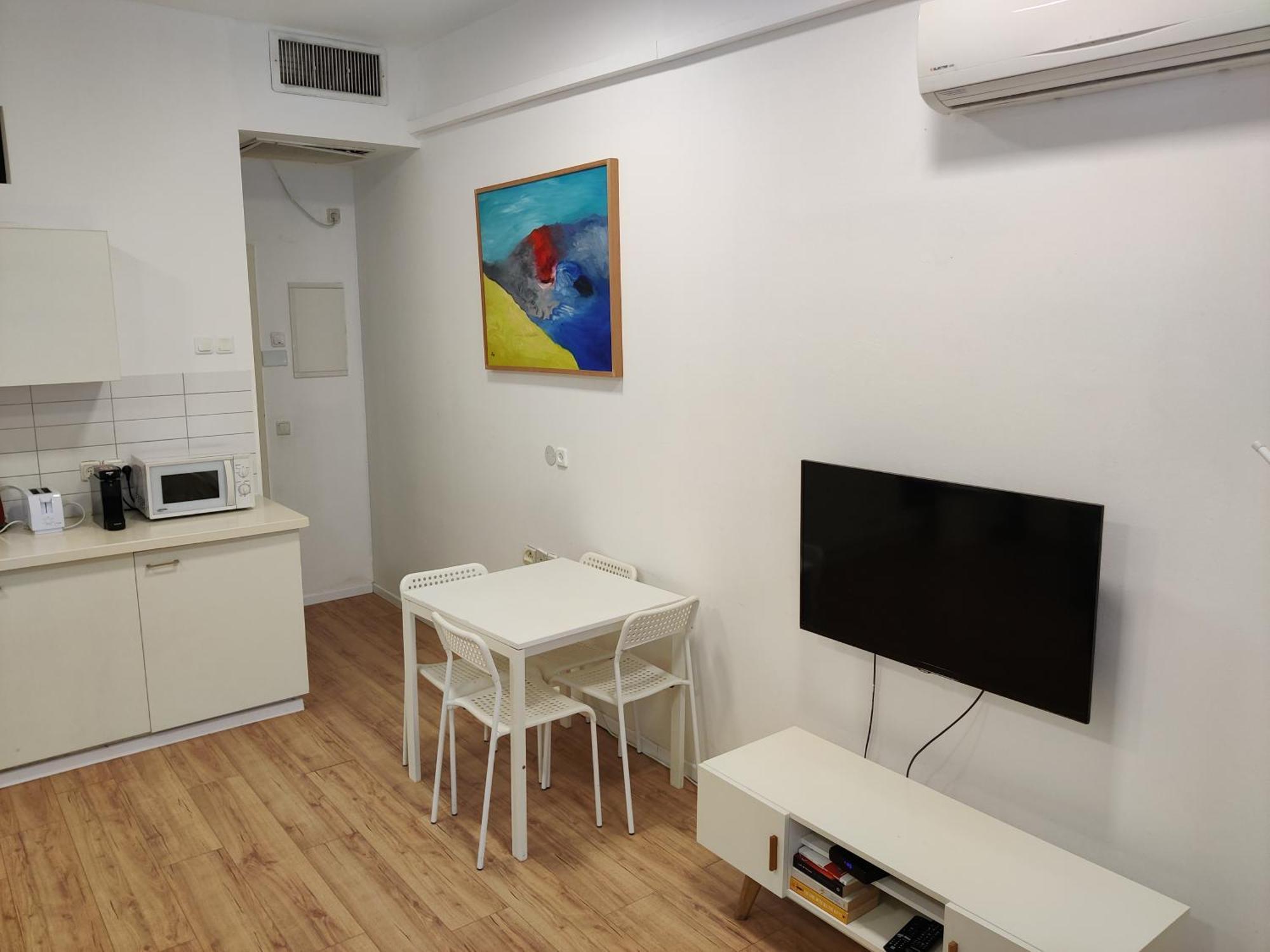 Central Stay Tlv Beachfront Тель-Авив Номер фото
