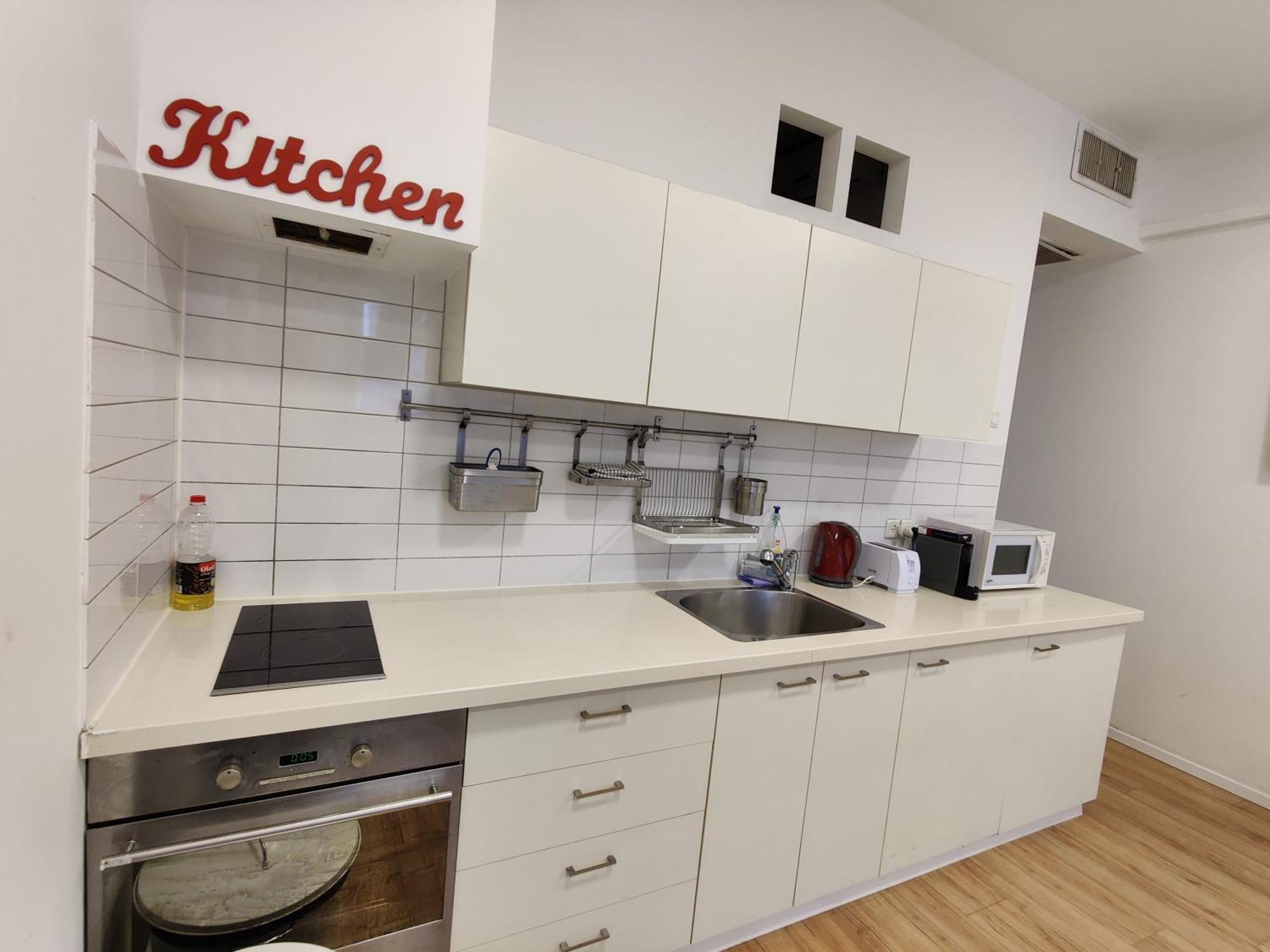 Central Stay Tlv Beachfront Тель-Авив Номер фото